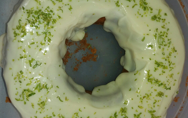 Bolo mousse de limão