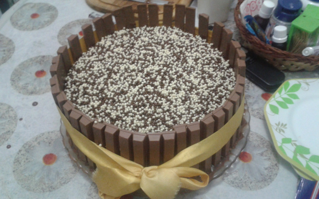 Bolo barril de confete