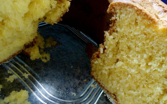 Bolo de fubá com laranja fofinho