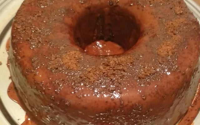 Bolo de iogurte grego com ovomaltine