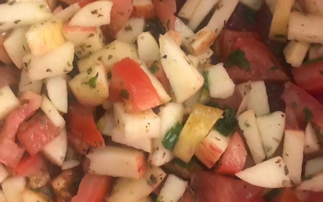 Salada simples e deliciosa de maçã