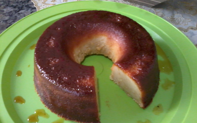 Pudim de pão com leite condesado
