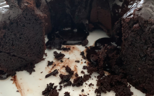 Bolo de chocolate amargo low carb