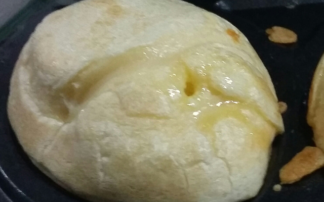 Pão de queijo de sanduicheira