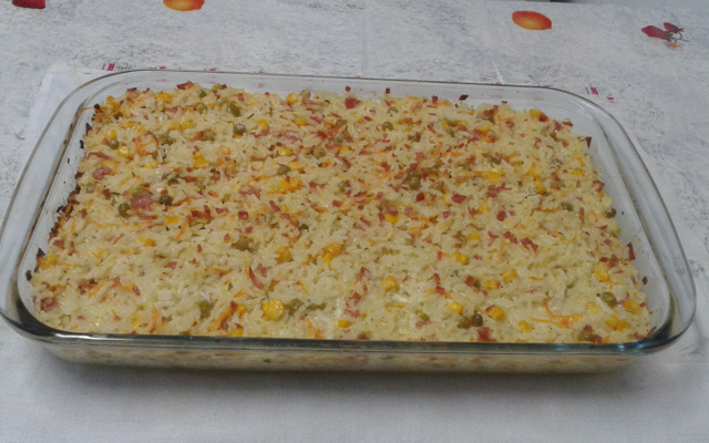 Arroz de forno com requeijão e queijo