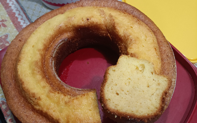 Bolo de fubá crocante