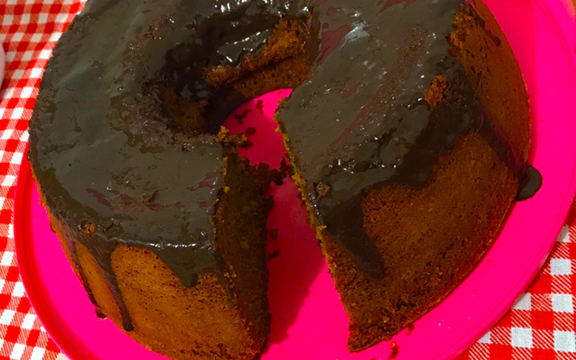 Bolo de beterraba integral