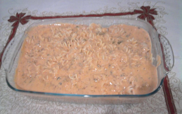 Macarrão cremoso ao forno