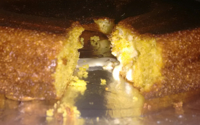 Bolo de milharina com requeijão