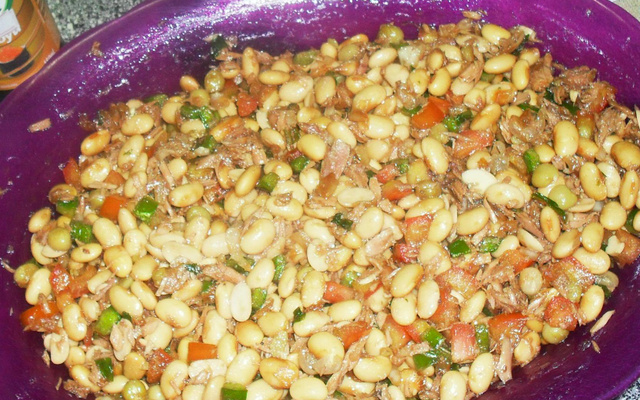 Salada de soja com atum