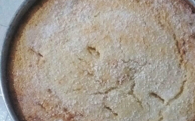 Bolo de aipim cremoso tradicional