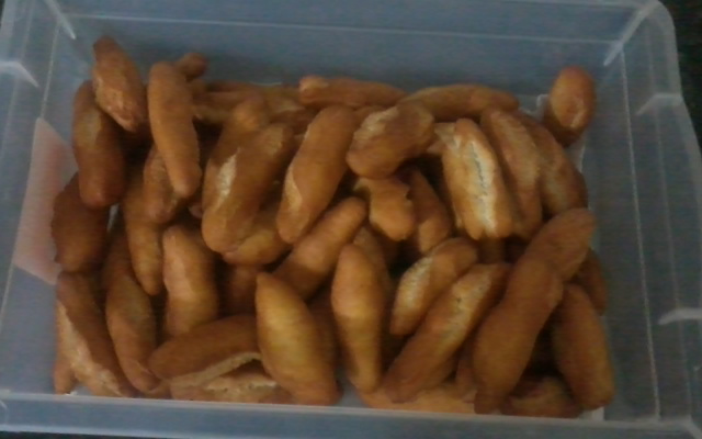 Biscoito de trigo frito