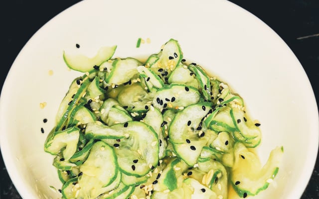 Sunomono (salada de pepino japonesa)