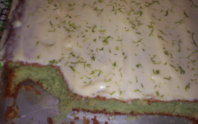 Bolo verde de laranja