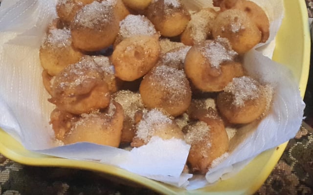Bolinho de chuva fácil e rápido