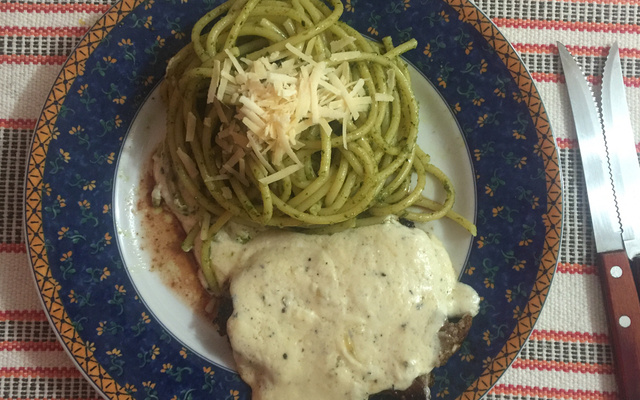 Filé mignon  ao molho de queijo