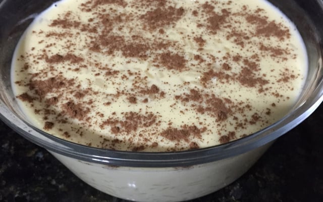 Arroz de leite cremoso com leite condensado