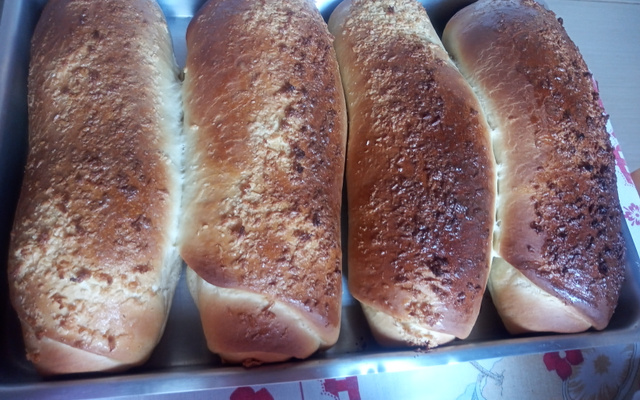 Pão de leite condensado com coco