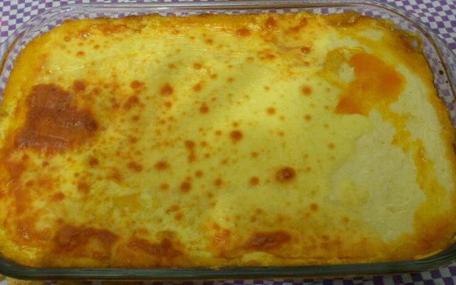 Escondidinho de aipim com carne moída