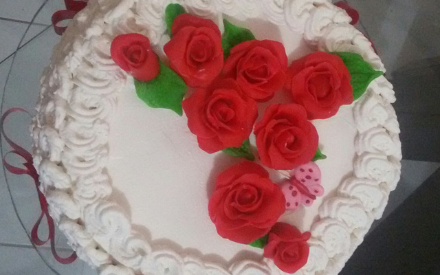 Bolo decorado com pasta americana