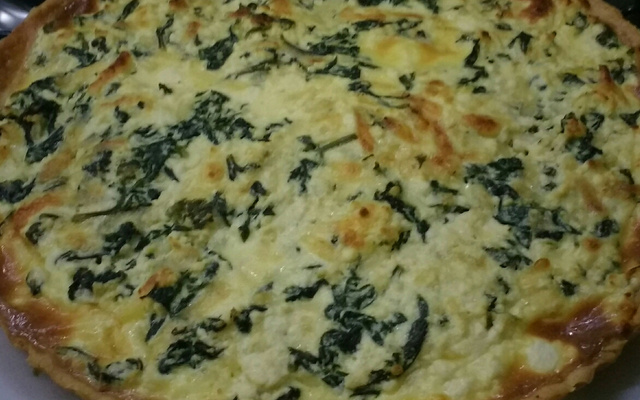 Quiche de ricota com espinafre