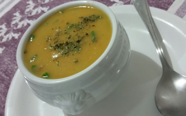 Creme de legumes com calabresa