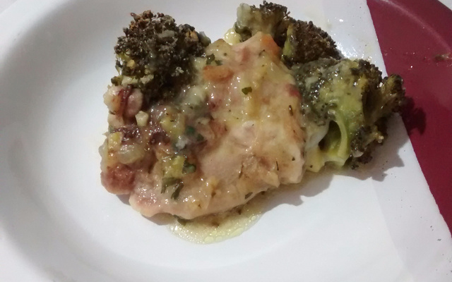 Sobrecoxas de frango maravilha