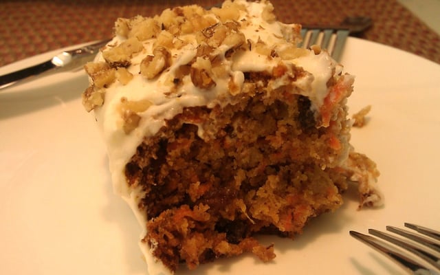 Bolo de cenoura integral (receita inglesa)