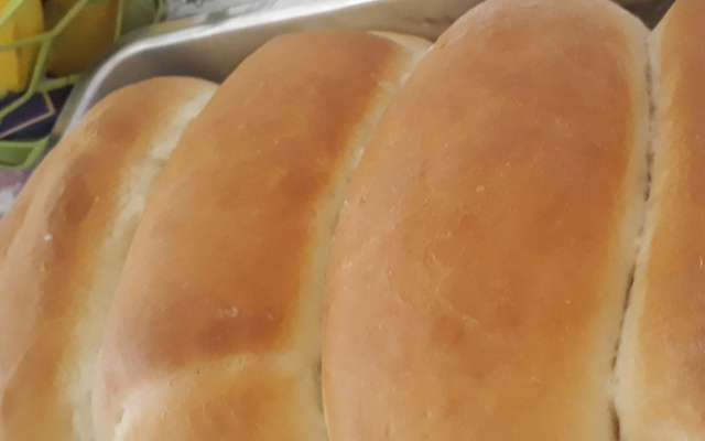 Pão caseiro fácil e fofinho
