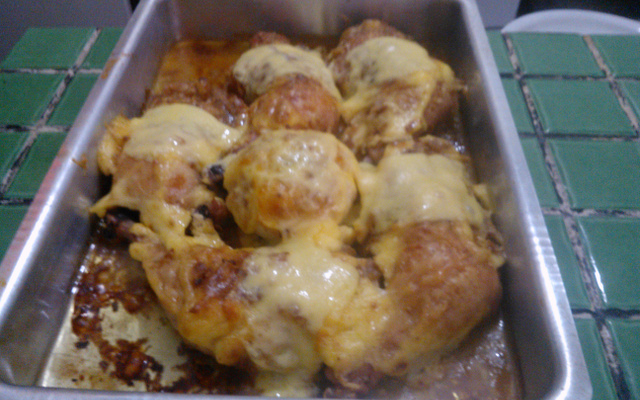 Frango assado com creme de cebola e maionese