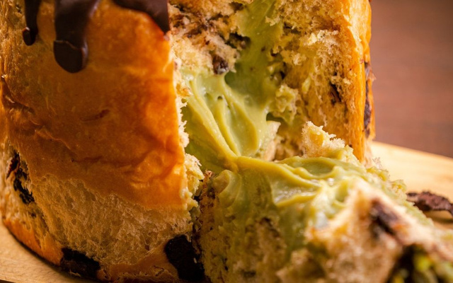 Panetone de pistache caseiro