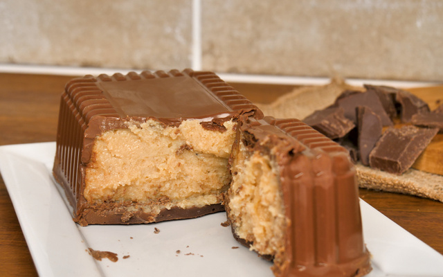 Bombom de coco gigante