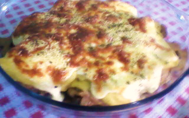 Frango com queijo e orégano