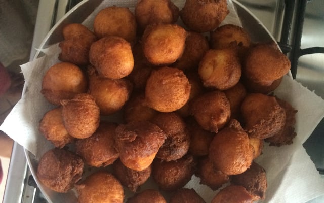 Bolinho de Chuva com Leite Condensado