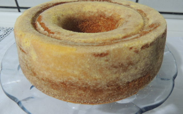 Bolo de fubá cozido