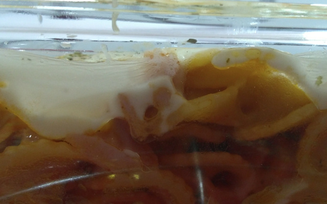 Macarrão gravatinha gratinado