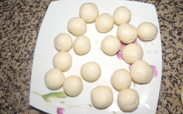 Pão de queijo gostoso e sequinho