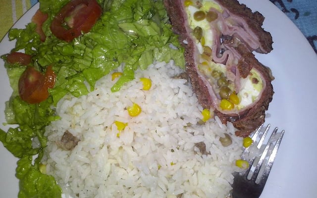 Rocambole de carne moída