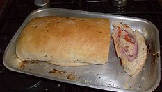 Pãozinho recheado com presunto e mussarela