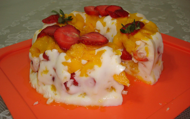 Gelado de morango, laranja e manga Claudiakucau