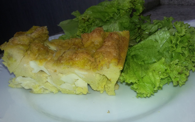 Torta fit proteica de cenoura e queijo