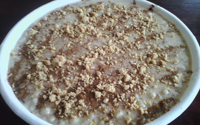 Canjica com amendoim