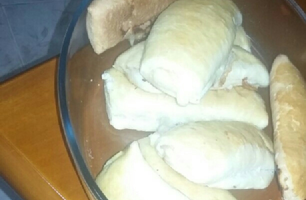 Massa para pizza, esfiha, joelho e outros salgados assados