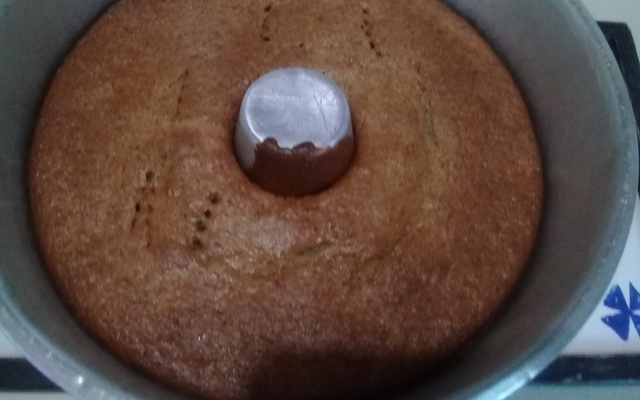 Bolo de aveia e banana funcional e econômico