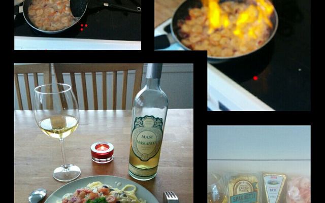 Fettuccine com Camarões Flambados