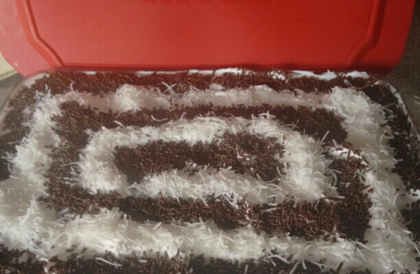 Pavê de chocolate com biscoito de maizena