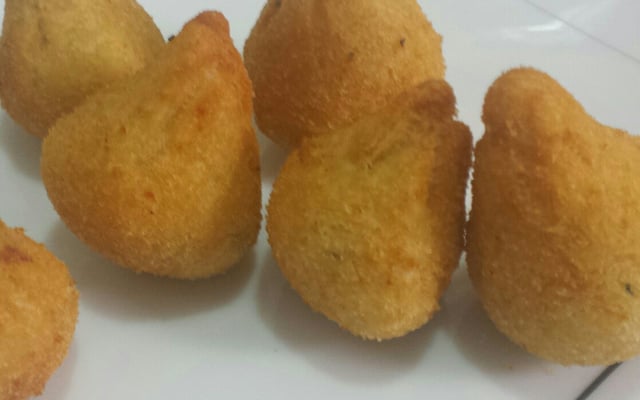 Coxinha de massa fácil