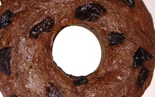 Bolo de ameixa no liquidificador