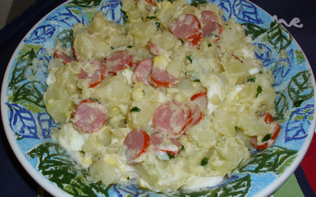 Salada de batata enfeitada