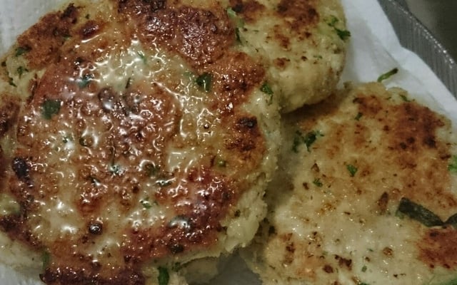 Hambúrguer de frango saudável da Tati